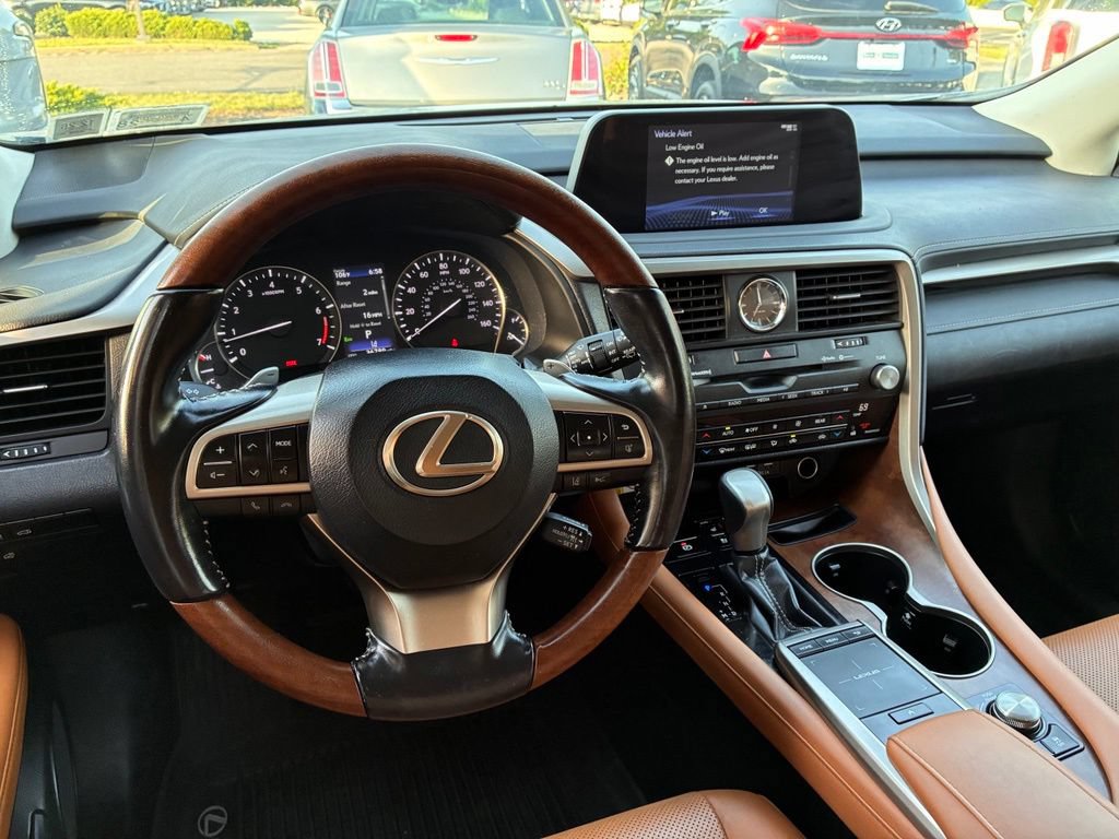 Used 2022 Lexus RX 350L Premium w/ Premium Package AWD/4WD image 24