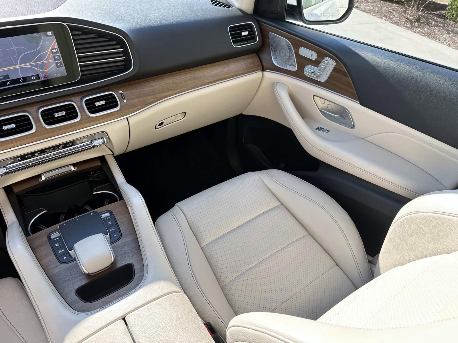 Used 2022 Mercedes-Benz GLE 350 4MATIC image 32