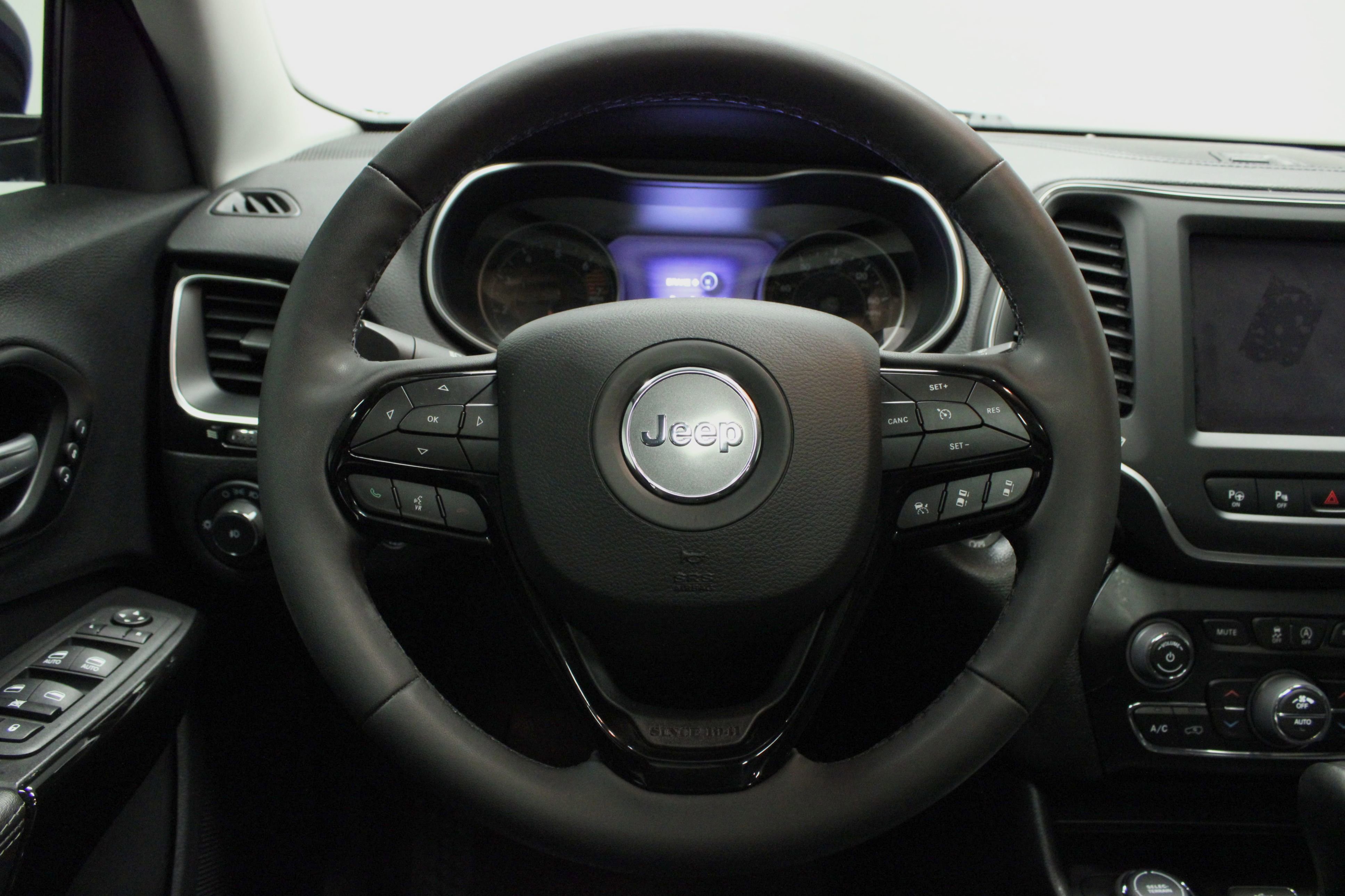 Used 2023 Jeep Cherokee Altitude Lux w/ Lux Elite Package image 22