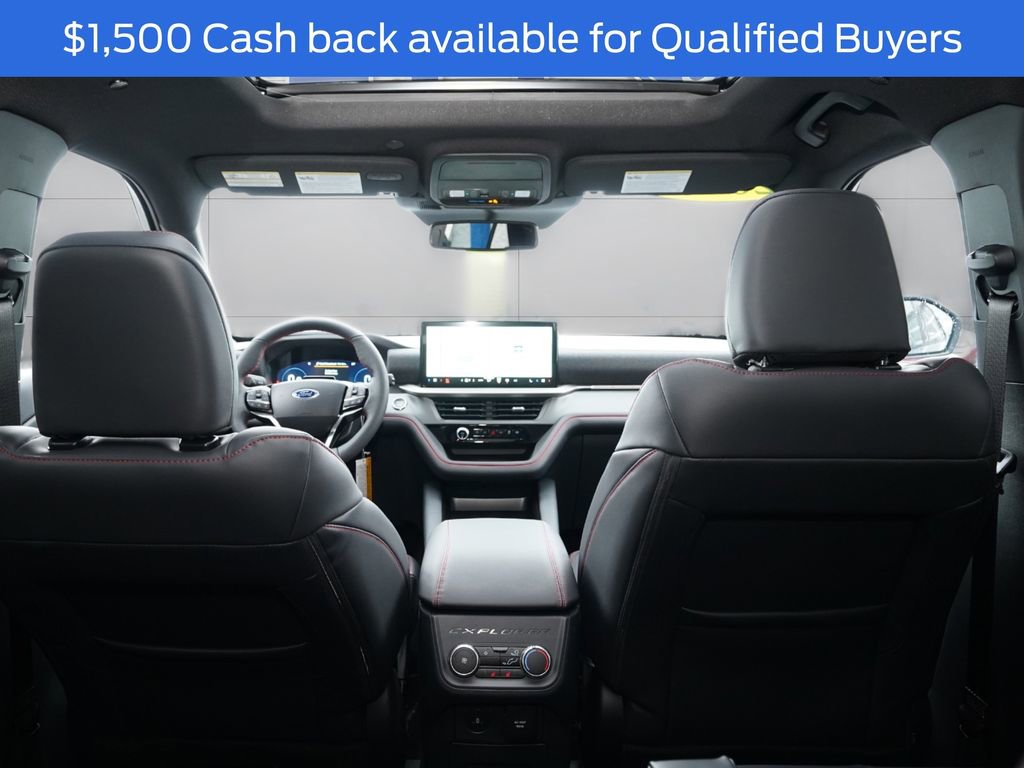 New 2026 Ford Explorer ST-Line w/ ST-Line Street Pack image 13