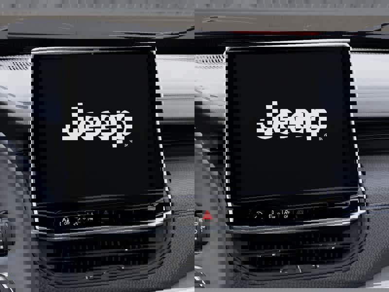 New 2026 Jeep Compass Latitude image 10