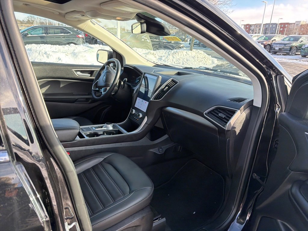 Certified 2024 Ford Edge SEL w/ Convenience Package image 18