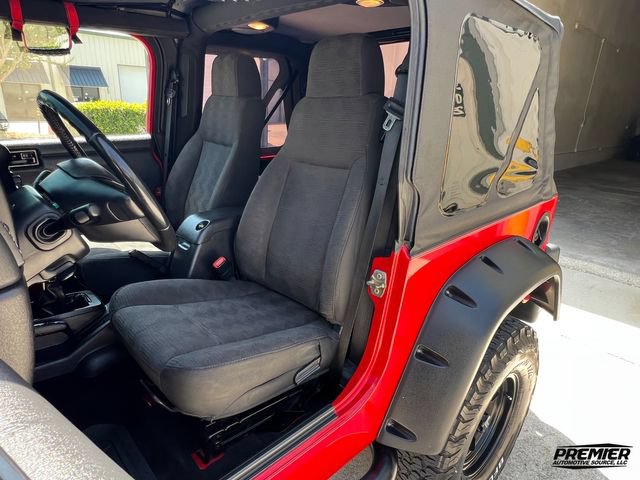 Used 2005 Jeep Wrangler X w/ Tire & Wheel Group (Ecco) AWD/4WD image 14