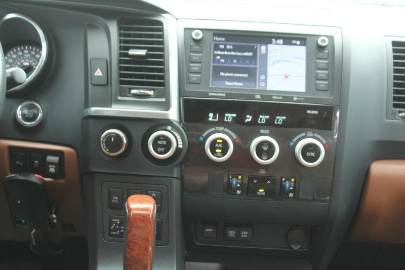 Used 2020 Toyota Sequoia Platinum image 17