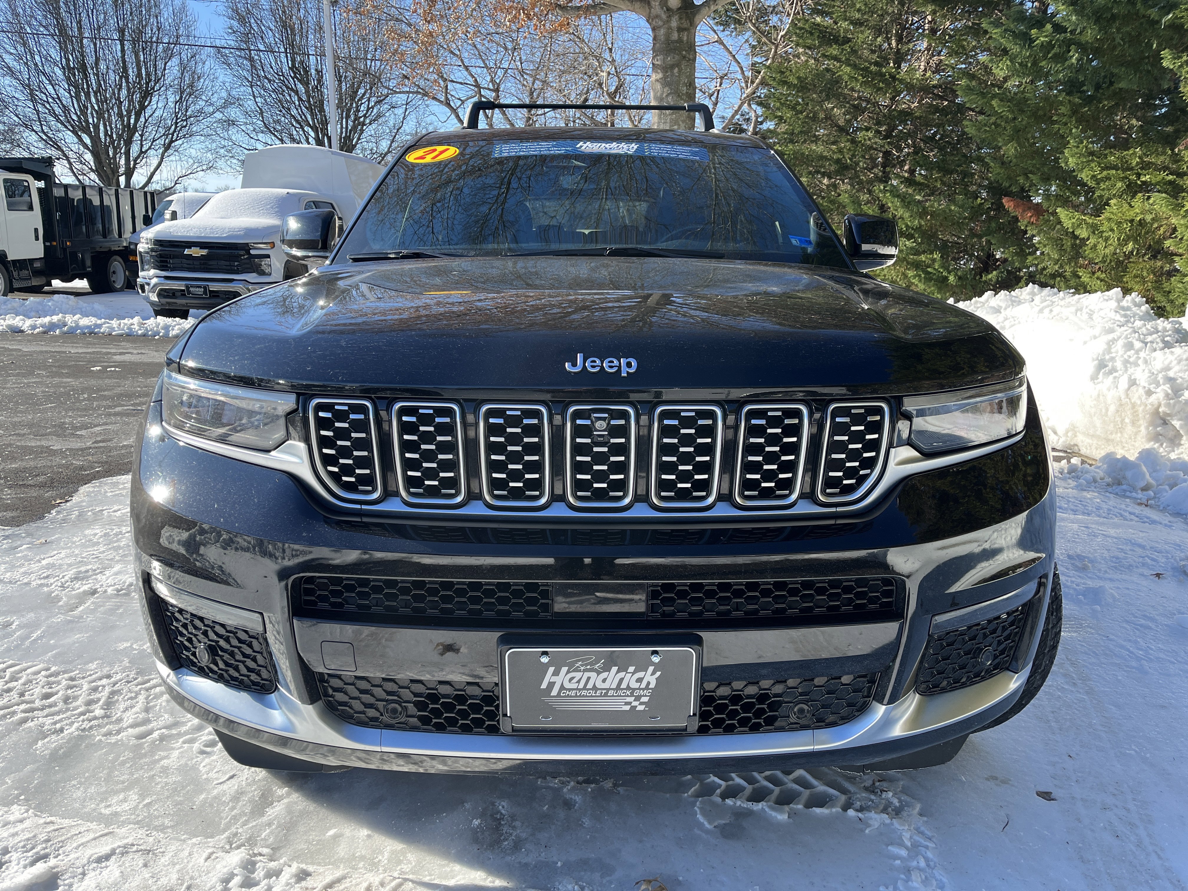 Used 2021 Jeep Grand Cherokee L Summit w/ Luxury Tech Group V image 3