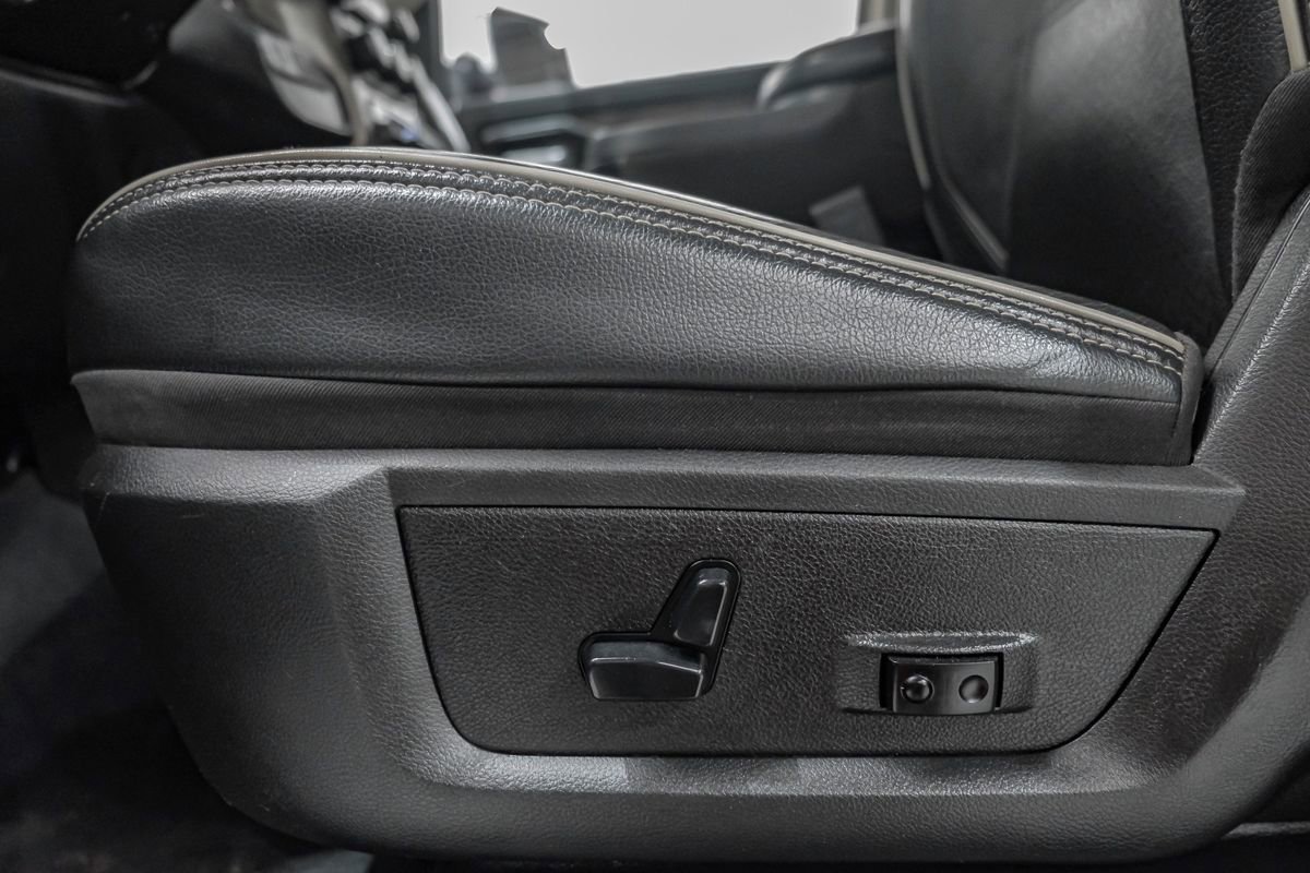 Used 2020 RAM 2500 Laramie image 32