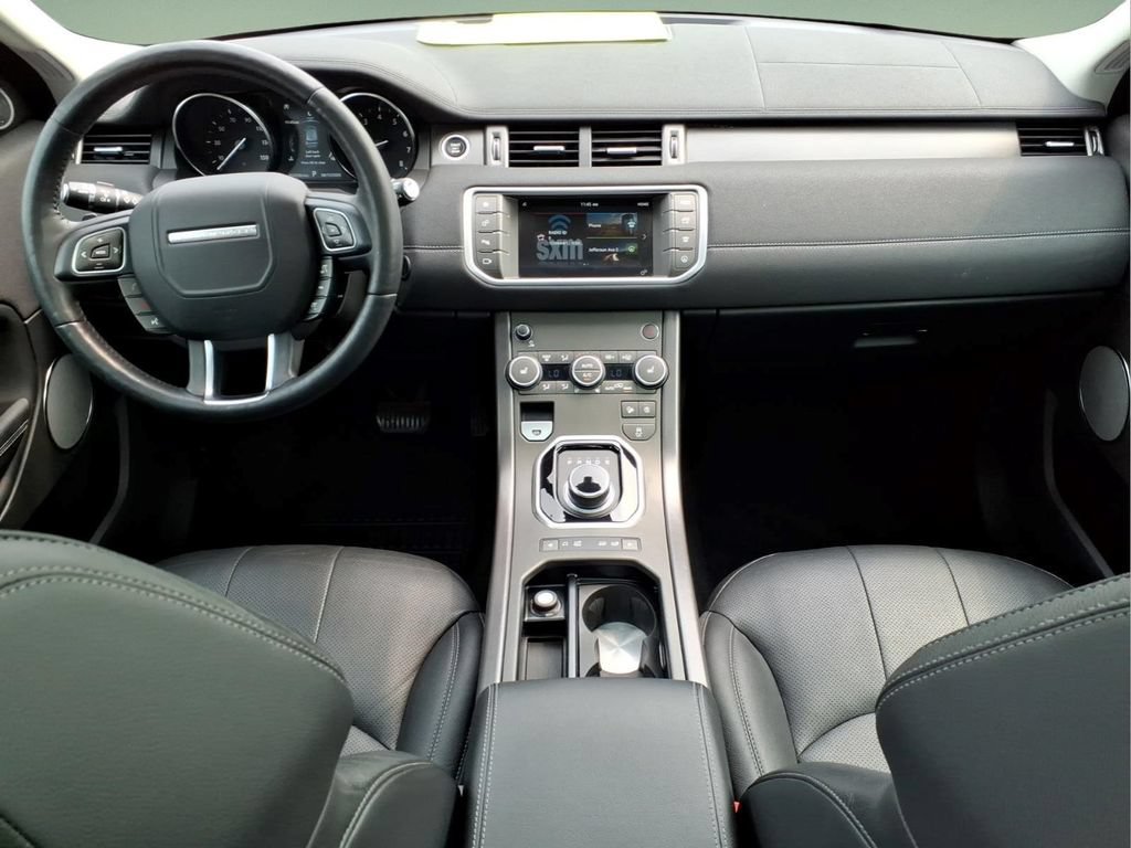 Used 2018 Land Rover Range Rover Evoque SE AWD/4WD image 12
