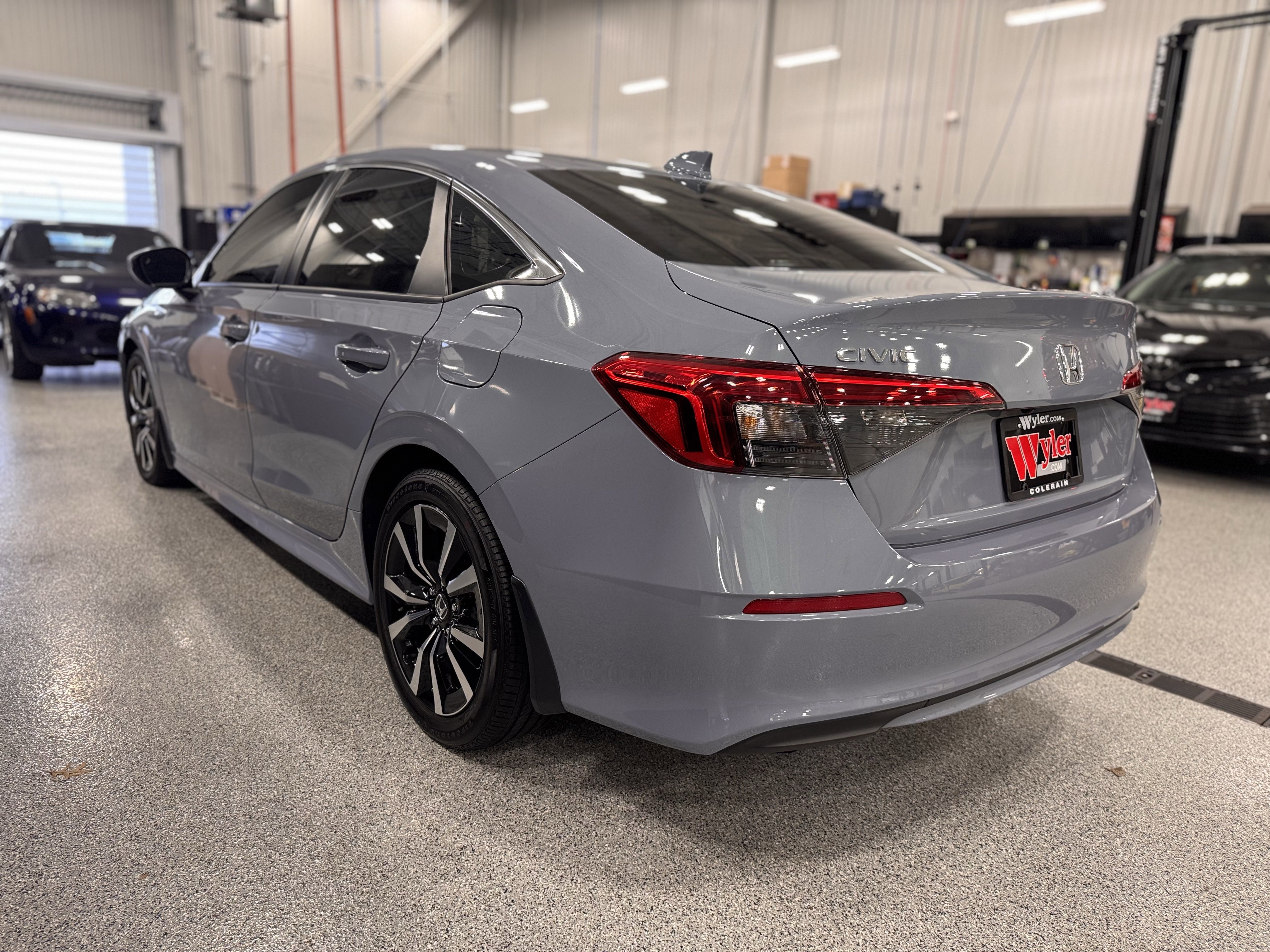 Used 2024 Honda Civic EX image 31