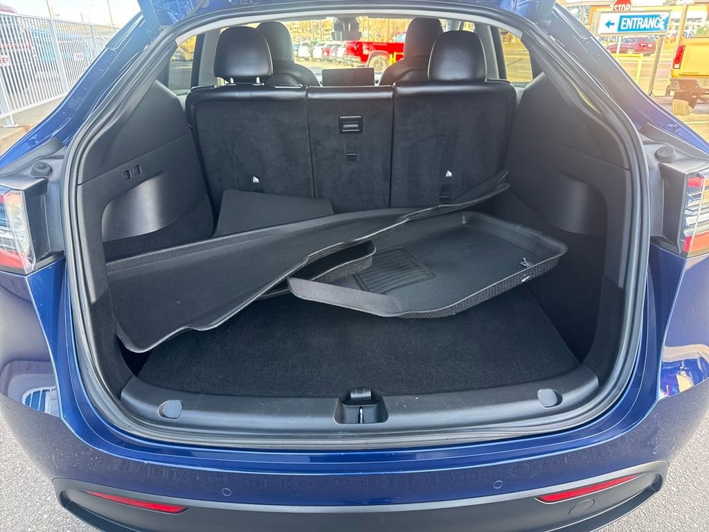 Used 2021 Tesla Model Y Long Range image 27