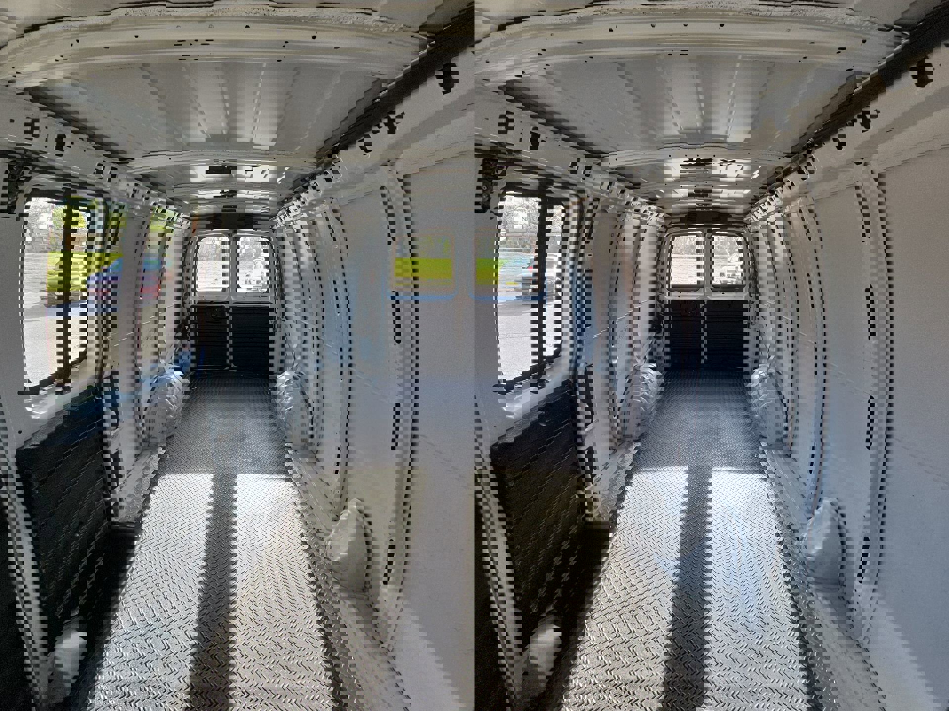 Used 2020 Chevrolet Express 2500 Extended w/ Communications Package image 18