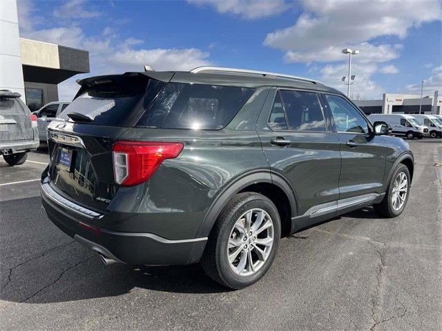 Certified 2023 Ford Explorer Limited w/ Equipment Group 301A image 8