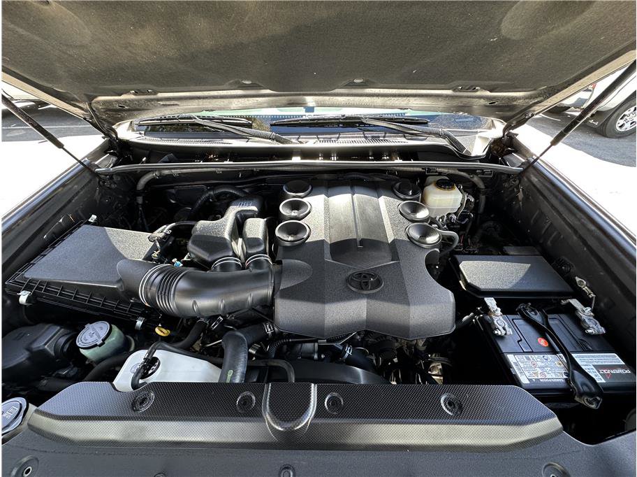 Used 2015 Toyota 4Runner SR5 Premium image 29