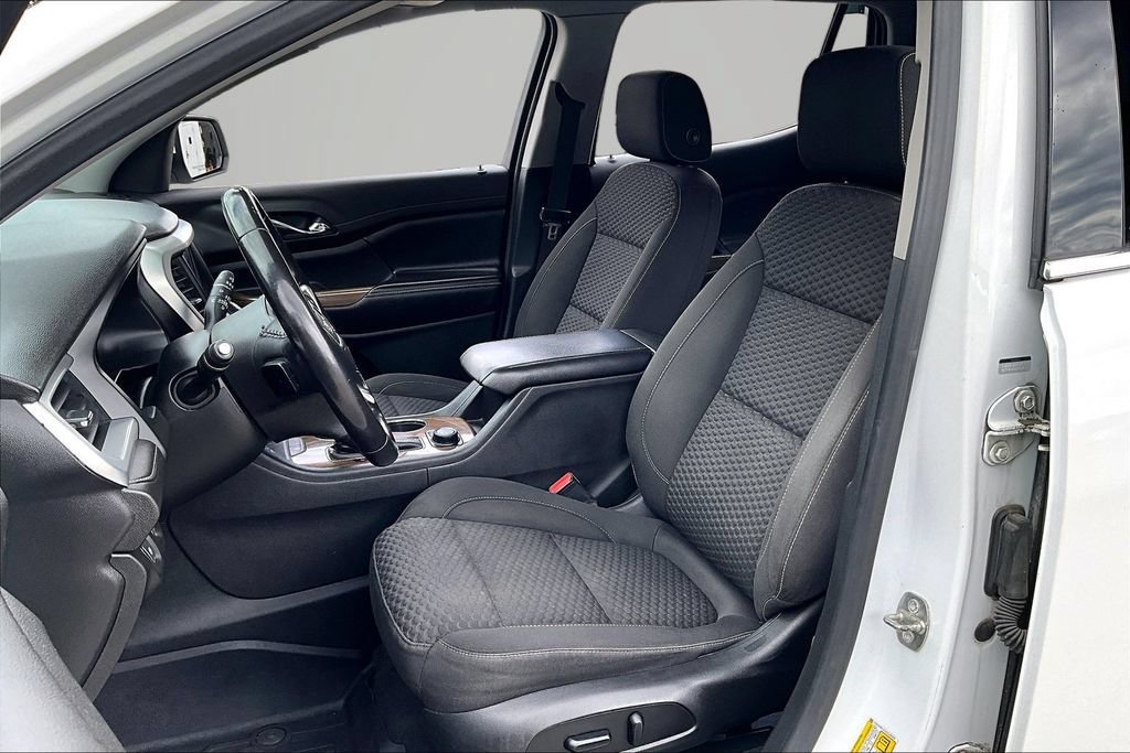 Used 2019 GMC Acadia SLE w/ LPO, Black Accent Package AWD/4WD image 21
