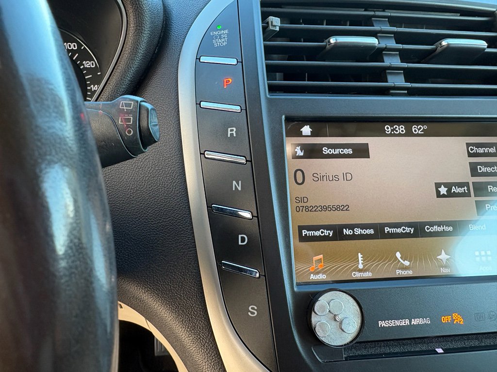 Used 2018 Lincoln MKC Reserve w/ Lincoln MKC Climate Package AWD/4WD image 23