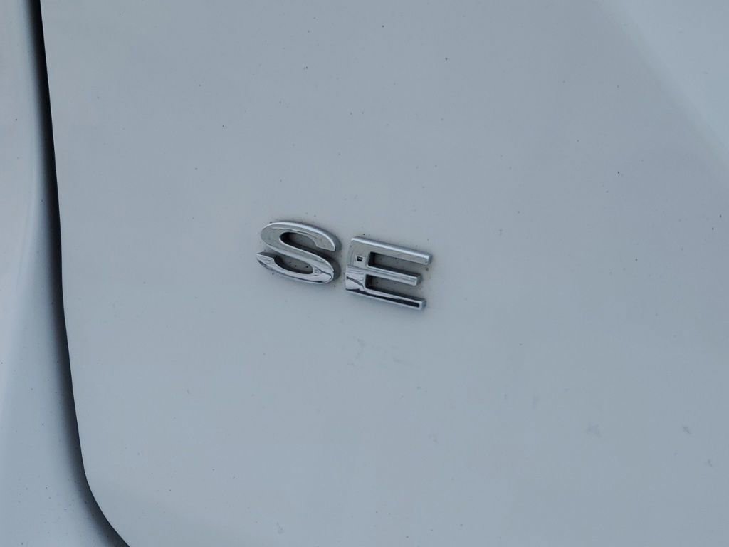 Used 2018 Ford Fiesta SE image 7