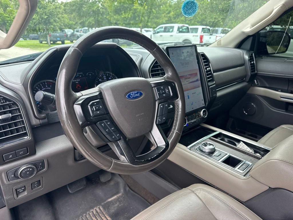 Used 2019 Ford Expedition Limited RWD image 9
