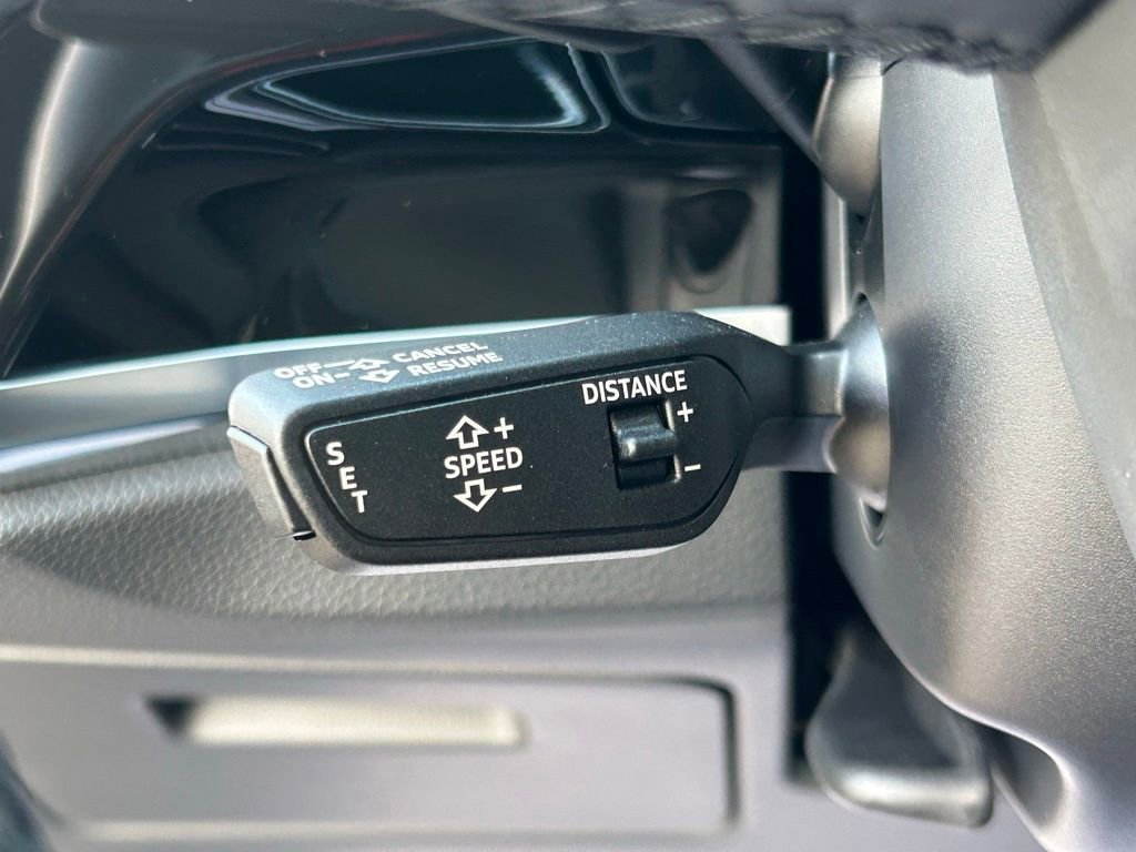 Used 2025 Audi Q3 2.0T Premium w/ Convenience Package image 24