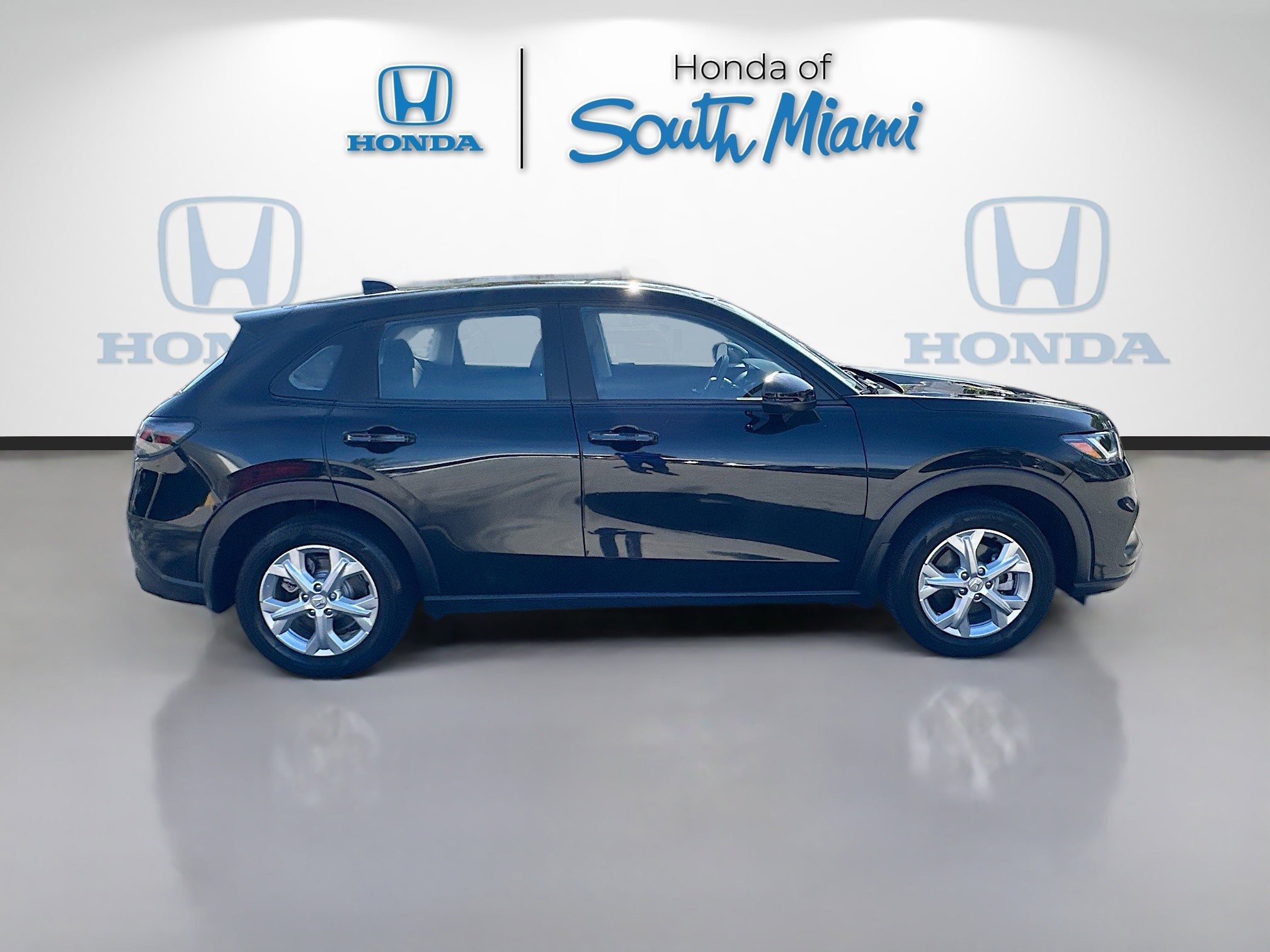 Certified 2023 Honda HR-V LX image 8