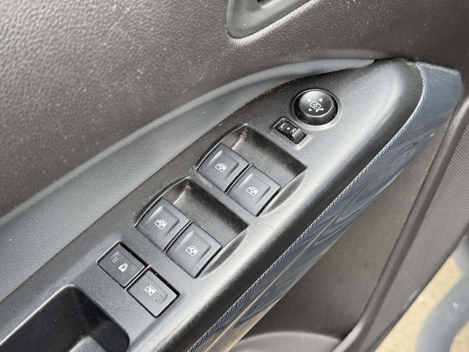 Used 2018 Chevrolet Colorado Z71 AWD/4WD image 16