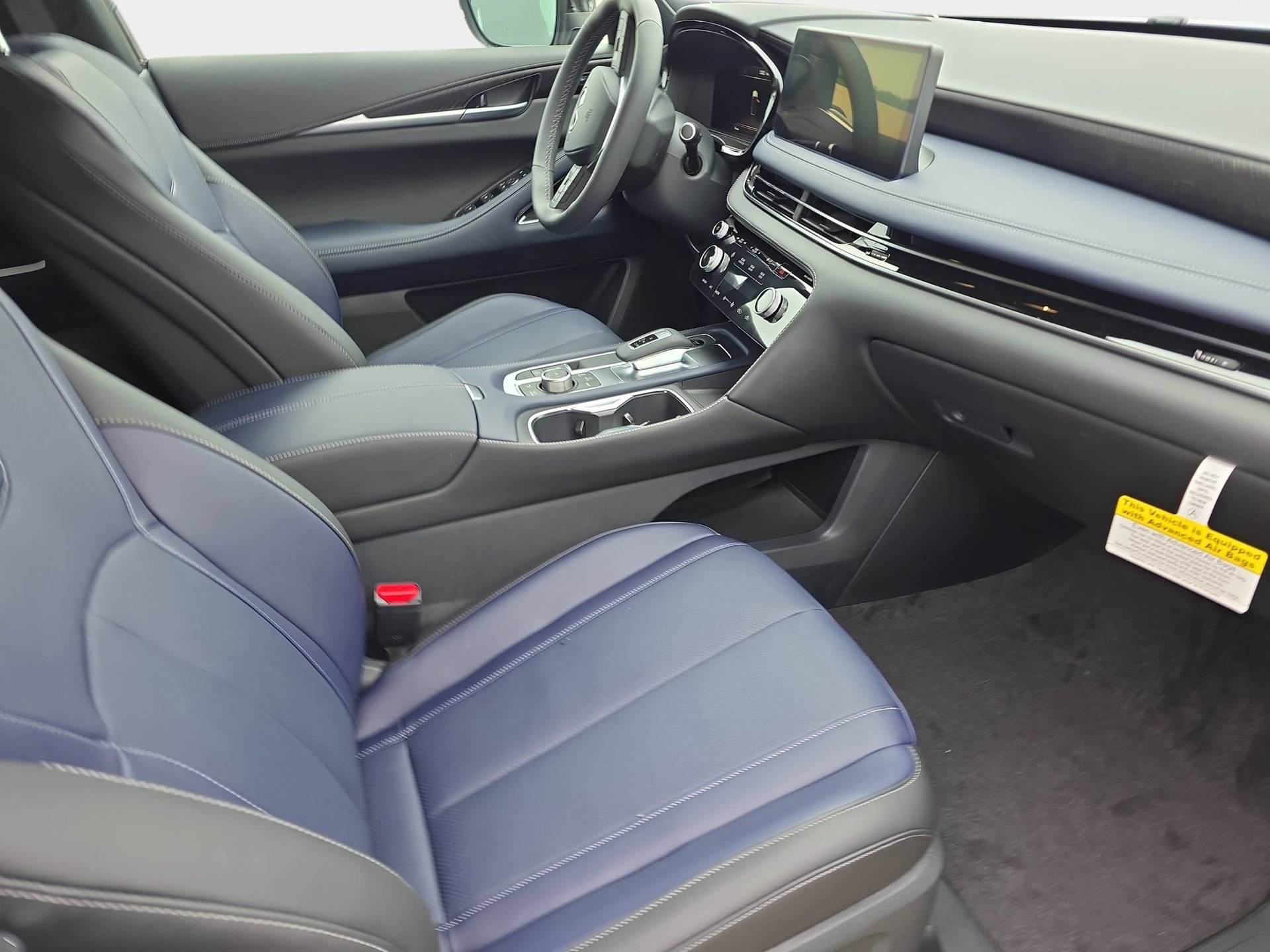 New 2026 INFINITI QX60 Sport w/ Dark Cargo Package AWD/4WD image 10