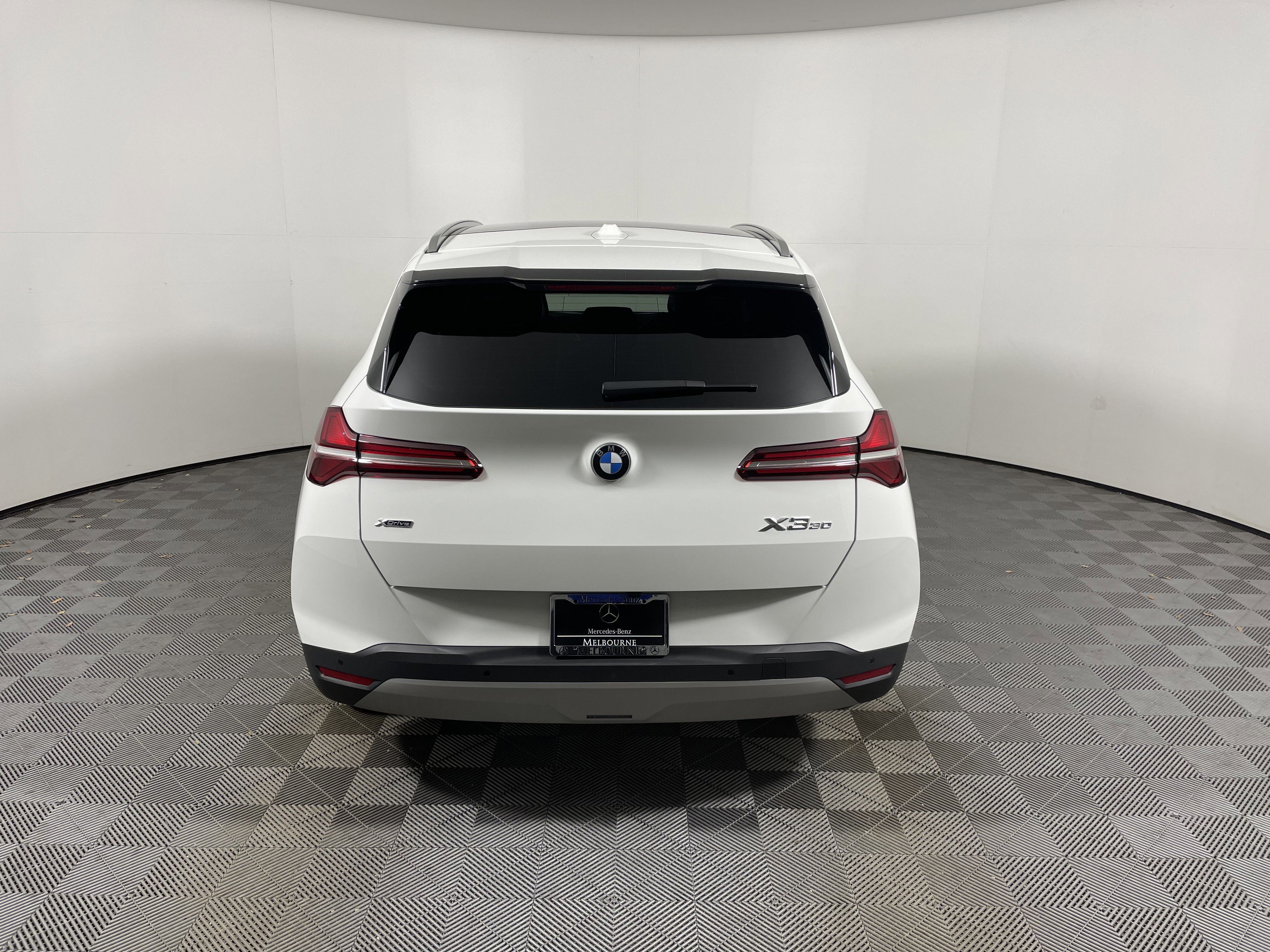 Used 2025 BMW X3 xDrive30i w/ Convenience Package image 4