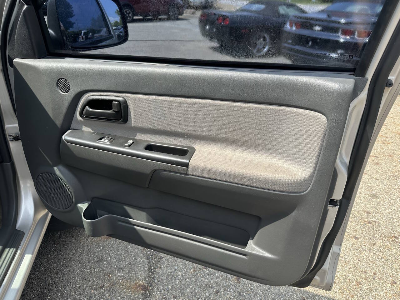 Used 2005 Chevrolet Colorado LS w/ Power Convenience Package AWD/4WD image 20