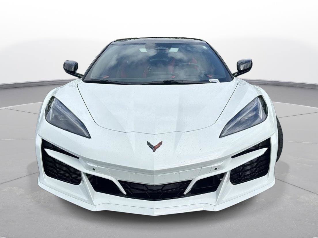 Used 2025 Chevrolet Corvette E-Ray AWD/4WD image 3