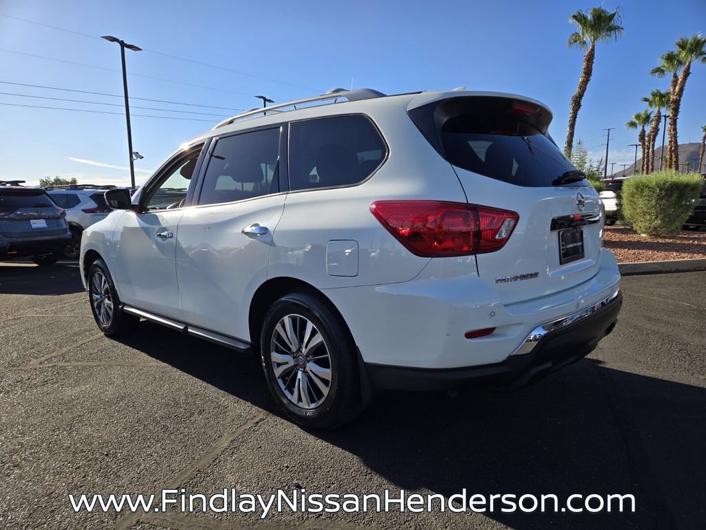 Used 2020 Nissan Pathfinder S FWD image 4