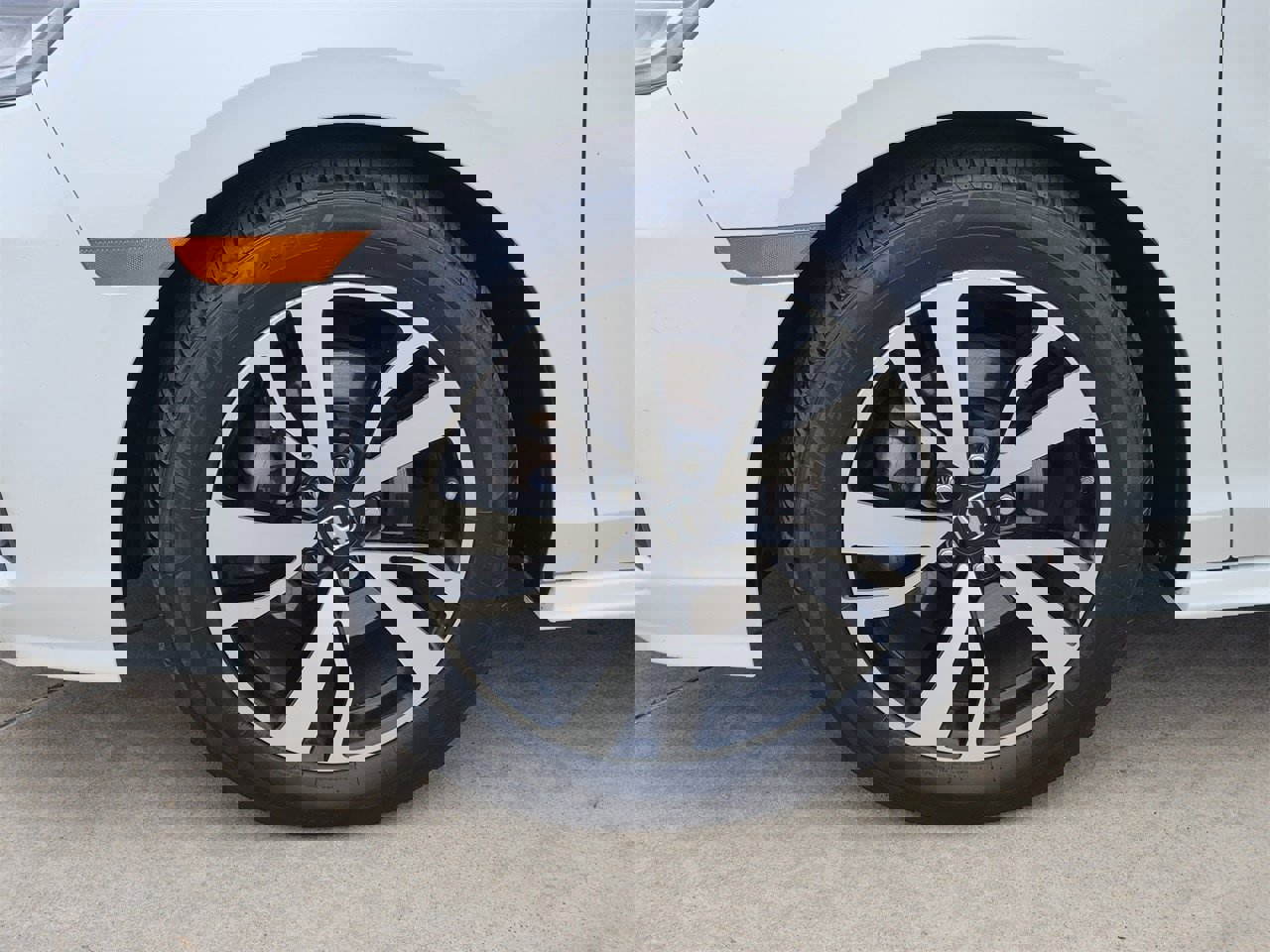 Certified 2020 Honda Odyssey Elite image 11