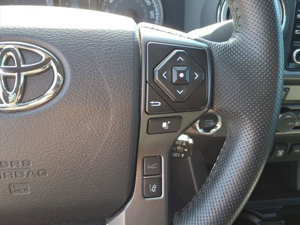 Used 2023 Toyota Tacoma TRD Off-Road AWD/4WD image 24