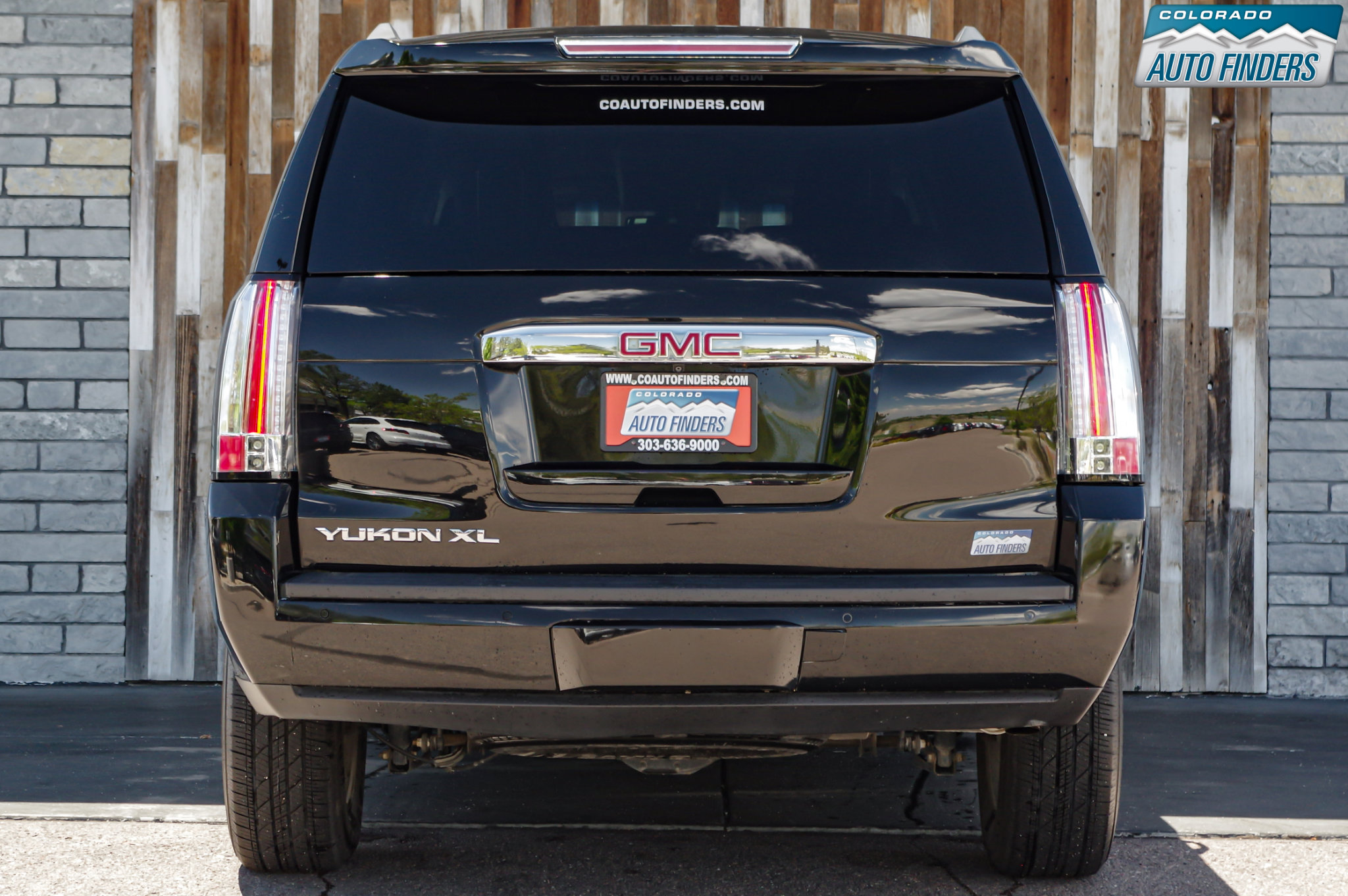 Used 2019 GMC Yukon XL SLT AWD/4WD image 5