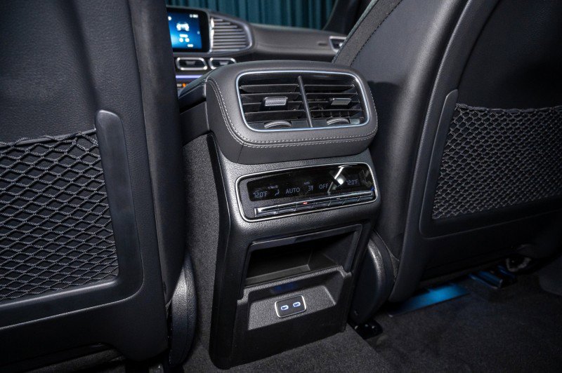 New 2026 Mercedes-Benz GLS 580 4MATIC image 27