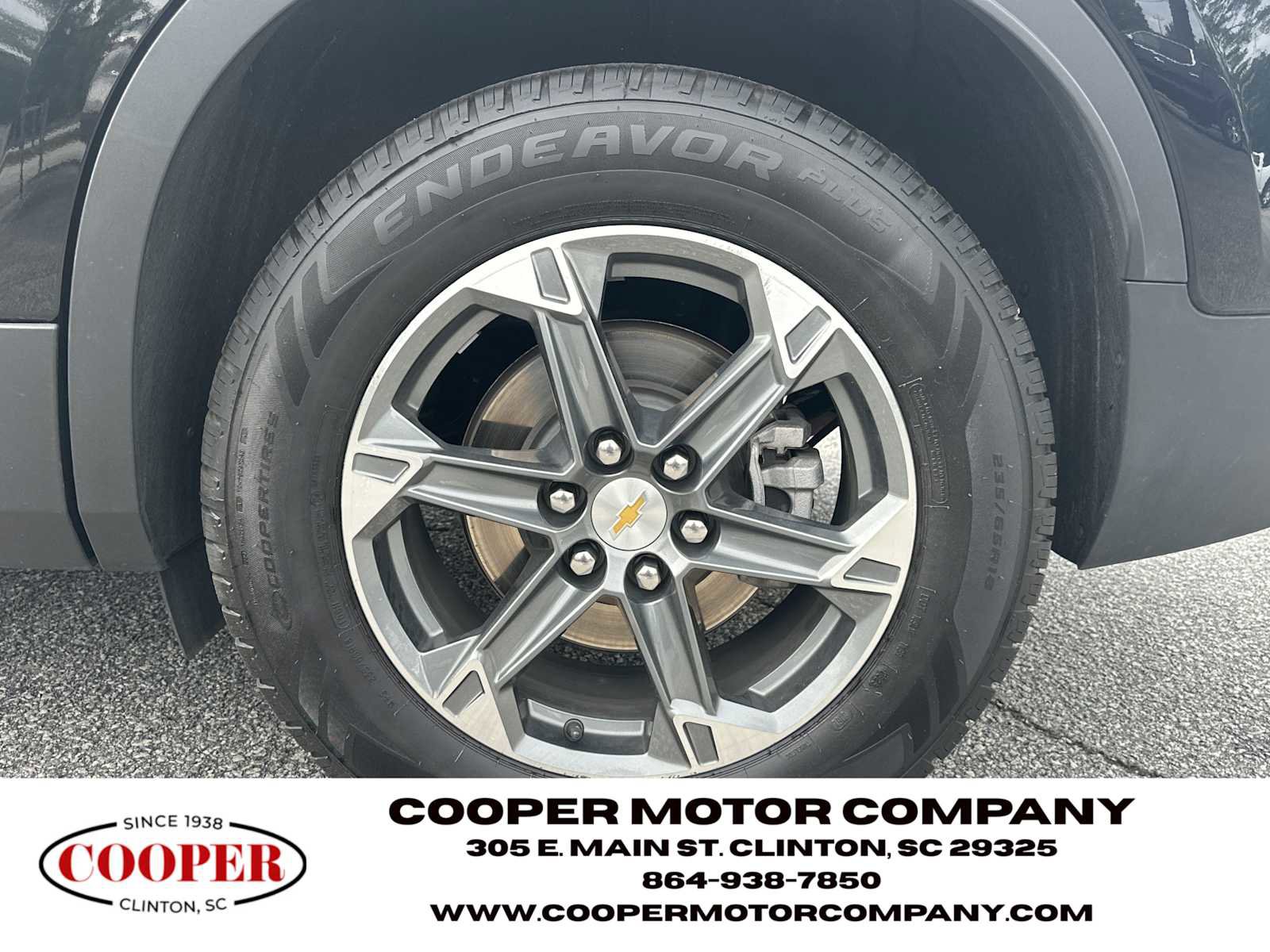 Used 2025 Chevrolet Blazer LT FWD image 19