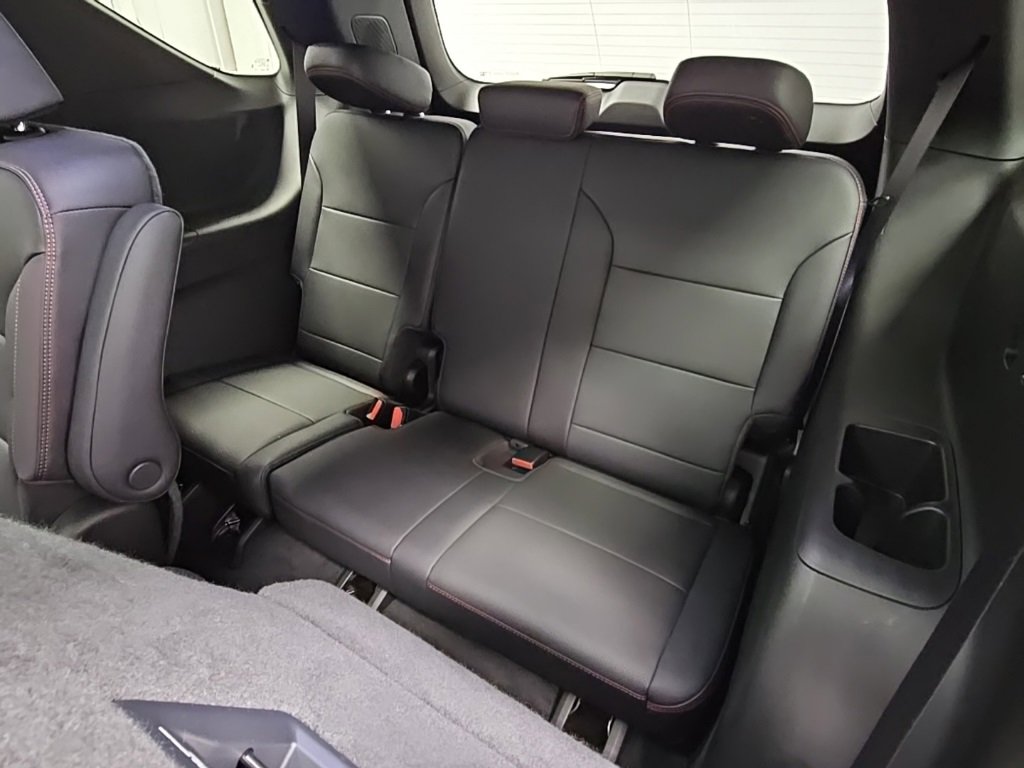 Used 2024 Chevrolet Traverse RS w/ LPO, Floor Liner Package image 35