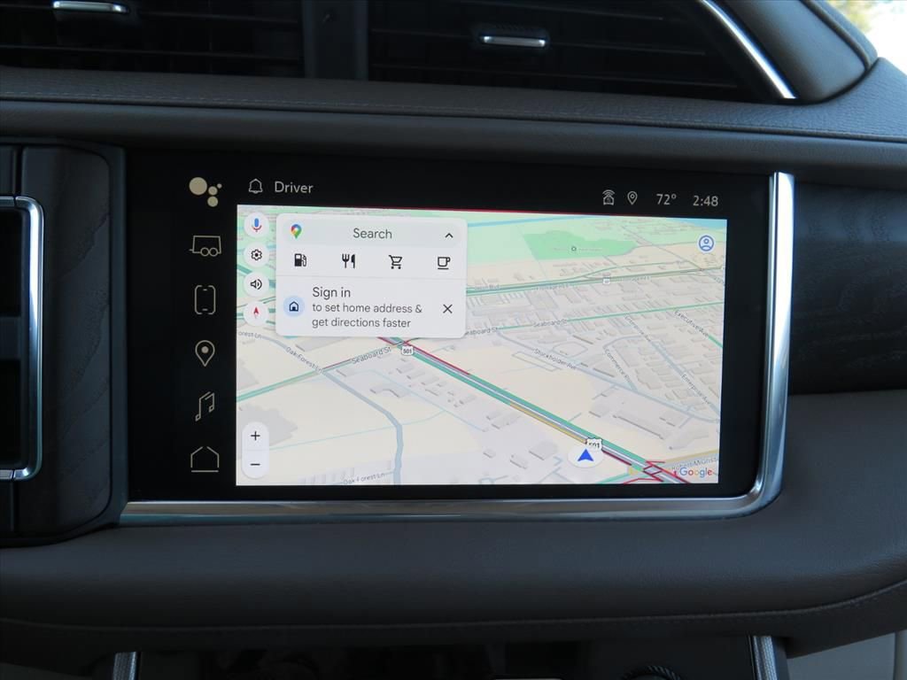 Used 2023 GMC Yukon Denali w/ Denali Reserve Package image 16