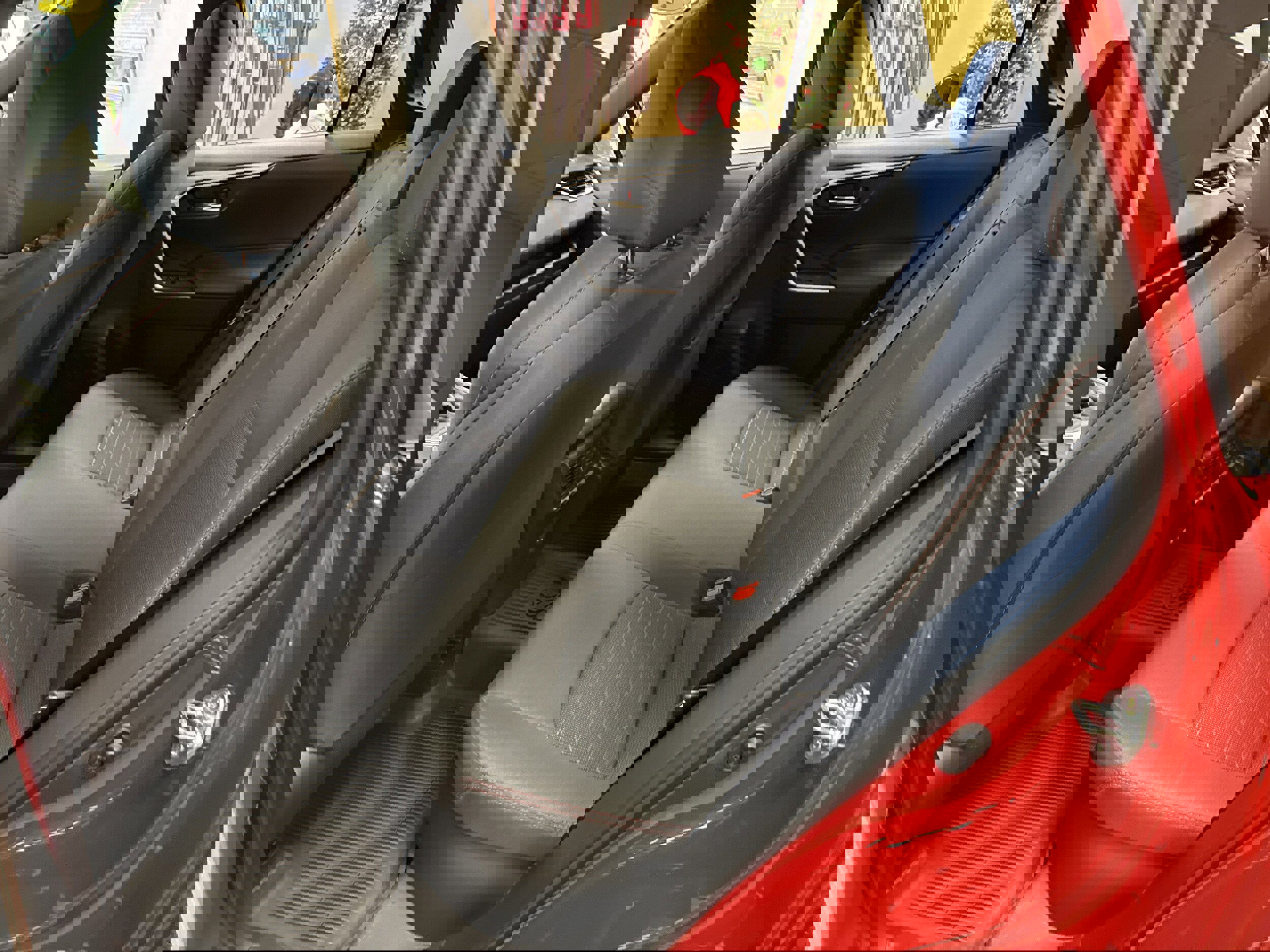 Used 2024 Toyota RAV4 SE w/ Weather & Moonroof Package image 26