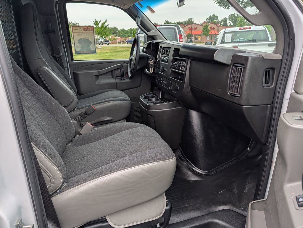 Used 2024 GMC Savana 2500 w/ Driver Convenience Package RWD image 11