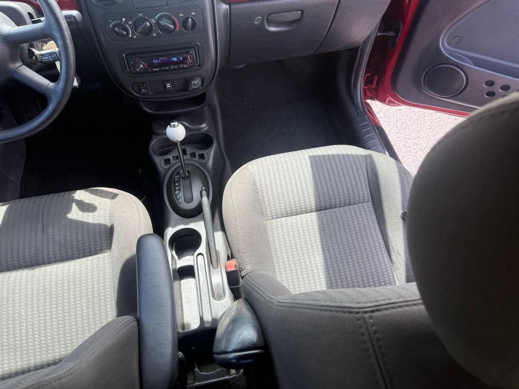 Used 2005 Chrysler PT Cruiser Touring FWD image 30