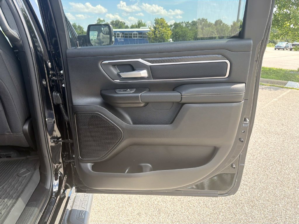 New 2026 RAM 1500 Big Horn AWD/4WD image 25