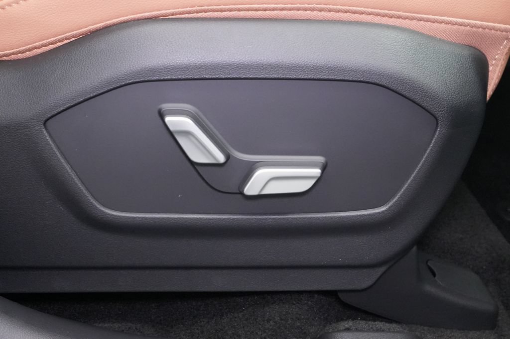 New 2026 Hyundai Santa Fe Limited AWD/4WD image 36