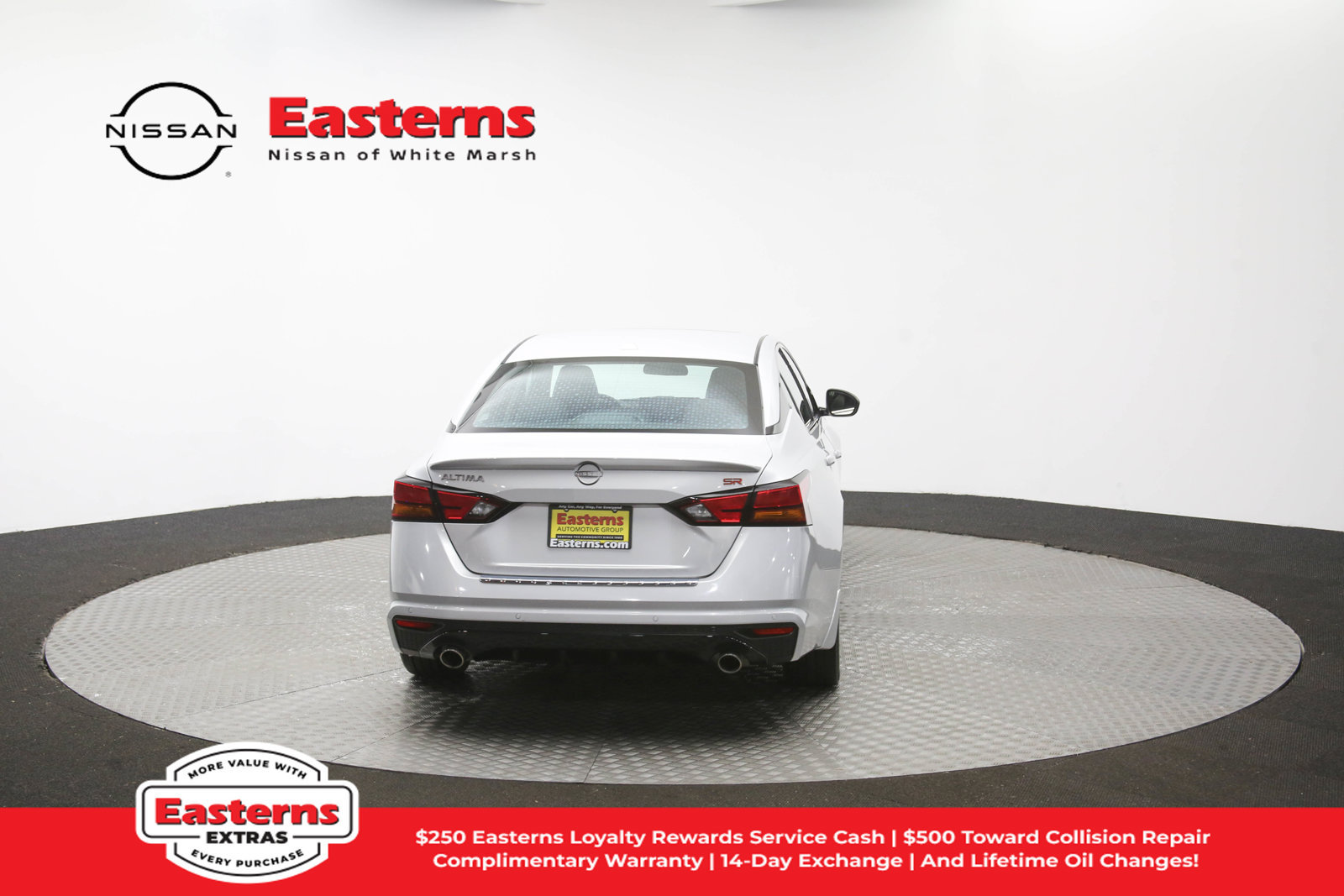 Used 2023 Nissan Altima 2.5 SR w/ SR Premium Package FWD image 36