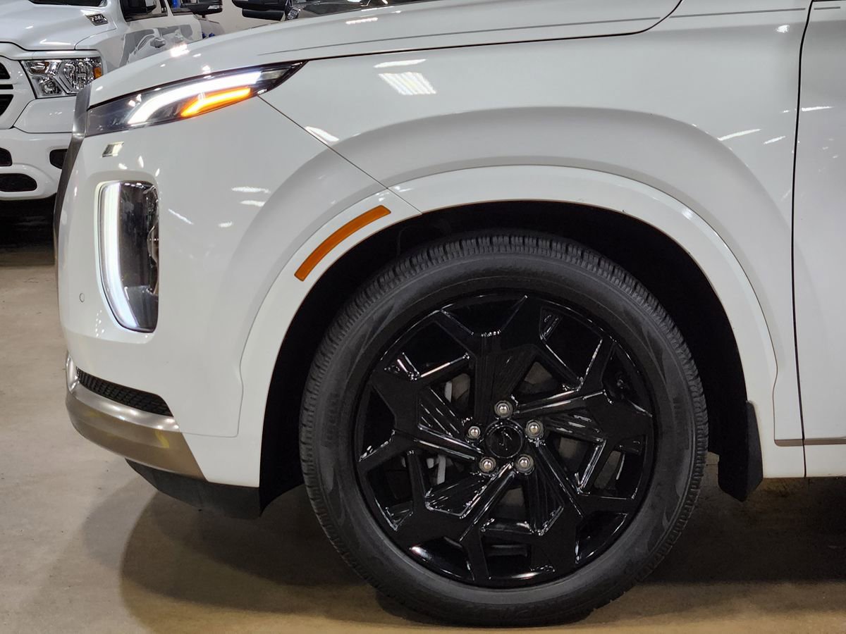 Used 2022 Hyundai Palisade Calligraphy w/ Cargo Package FWD image 5