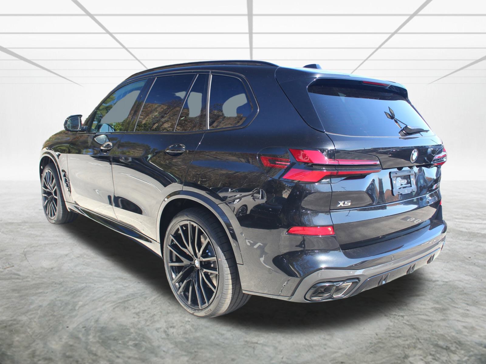 New 2026 BMW X5 M60i image 5