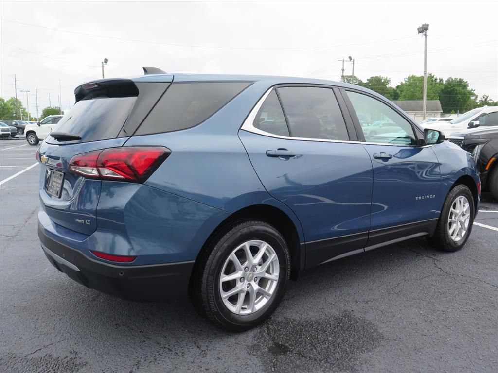 Used 2024 Chevrolet Equinox LT AWD/4WD image 3