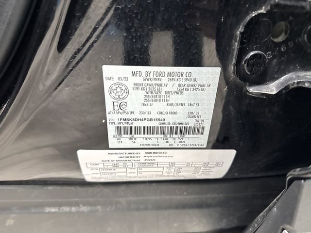 Used 2023 Ford Explorer XLT image 39