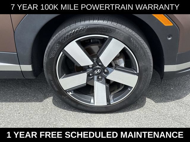 Used 2025 Hyundai Santa Fe Limited AWD/4WD image 7