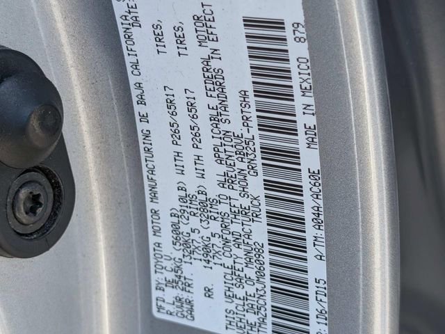 Used 2018 Toyota Tacoma TRD Sport RWD image 23