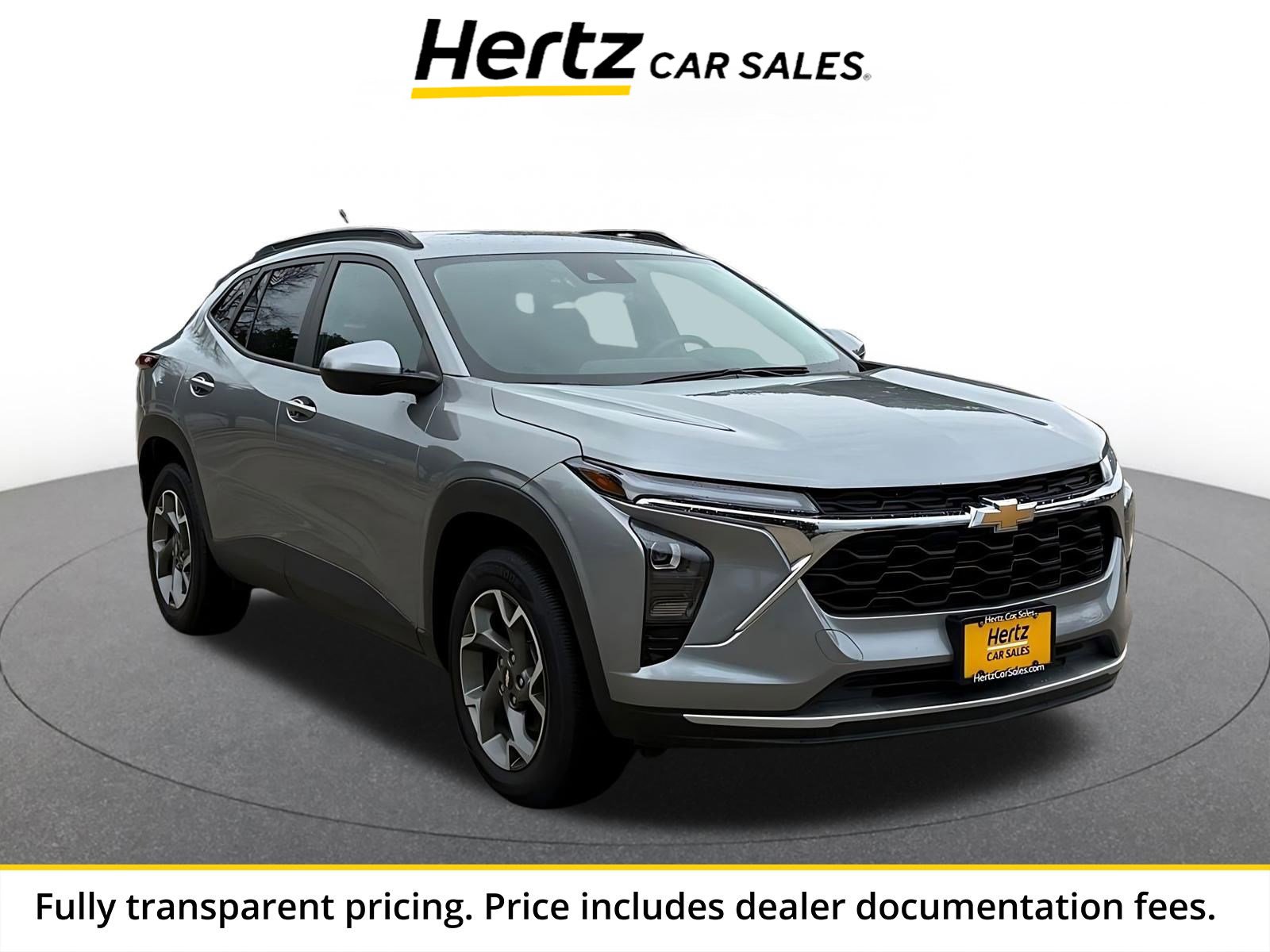 Used 2025 Chevrolet Trax LT FWD image 1
