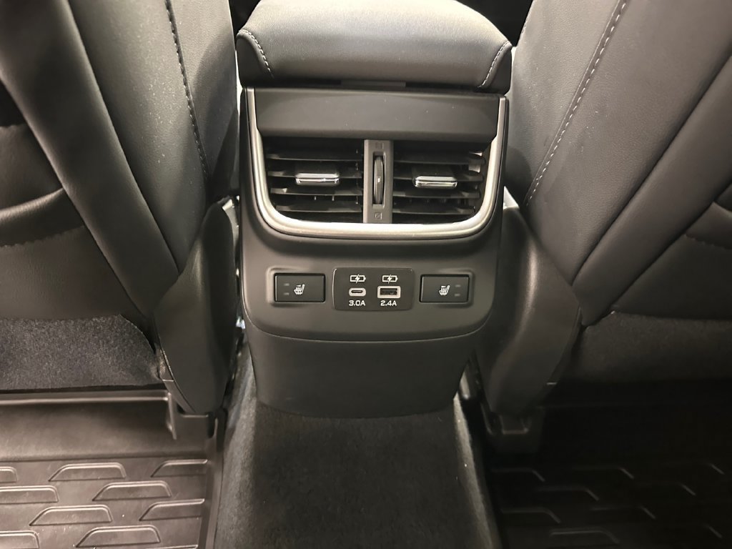 Used 2024 Subaru Outback Limited XT AWD/4WD image 14