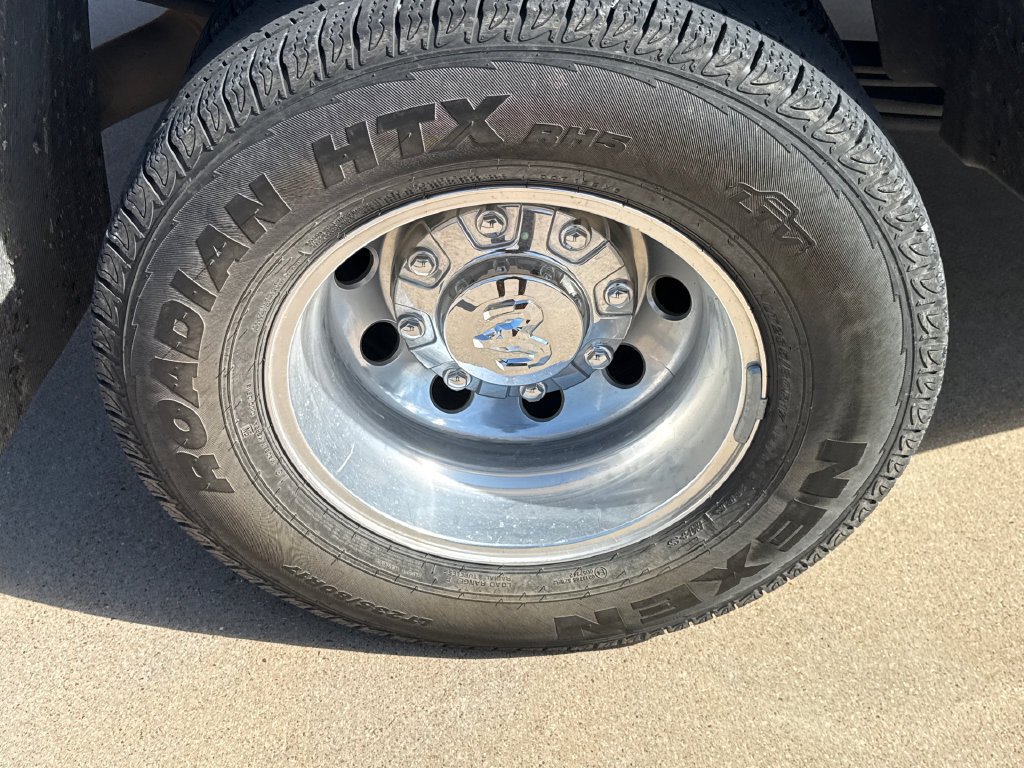 Used 2025 RAM 3500 Laramie AWD/4WD image 7